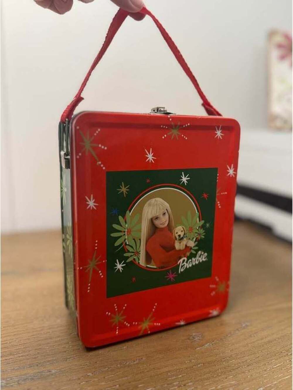 Vintage‎ 2000 Holiday Tin Lunch Box